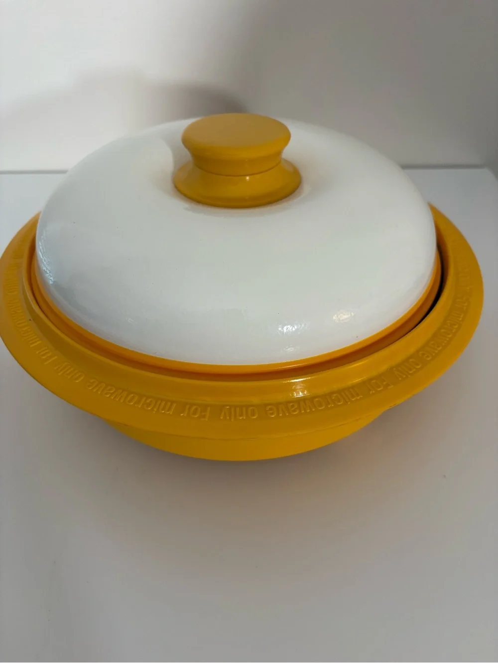 Microwave-Safe Steamer Bowl in Yellow and White with Snap Lid